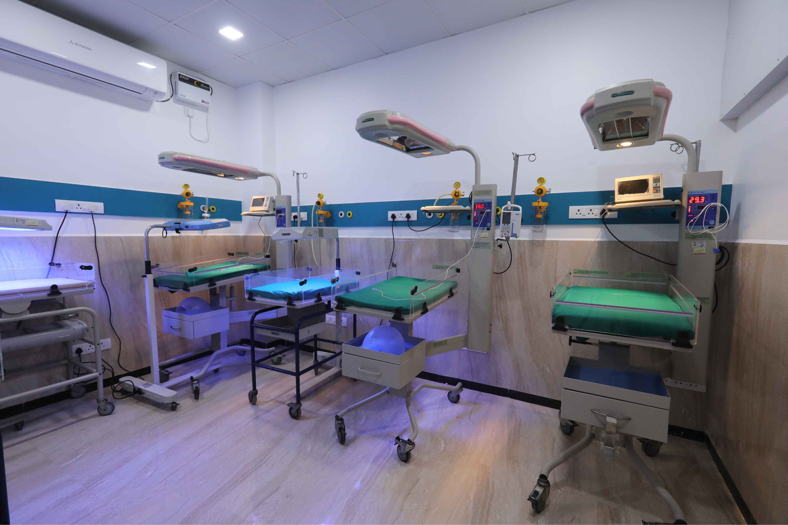 Neonatal ICU Facilities Near ECR